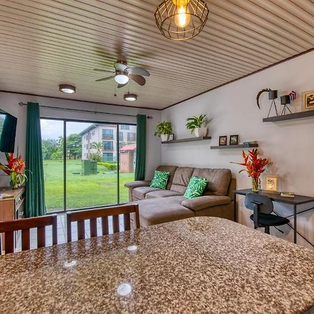 Golden Getaway Apartments Либерия Экстерьер фото