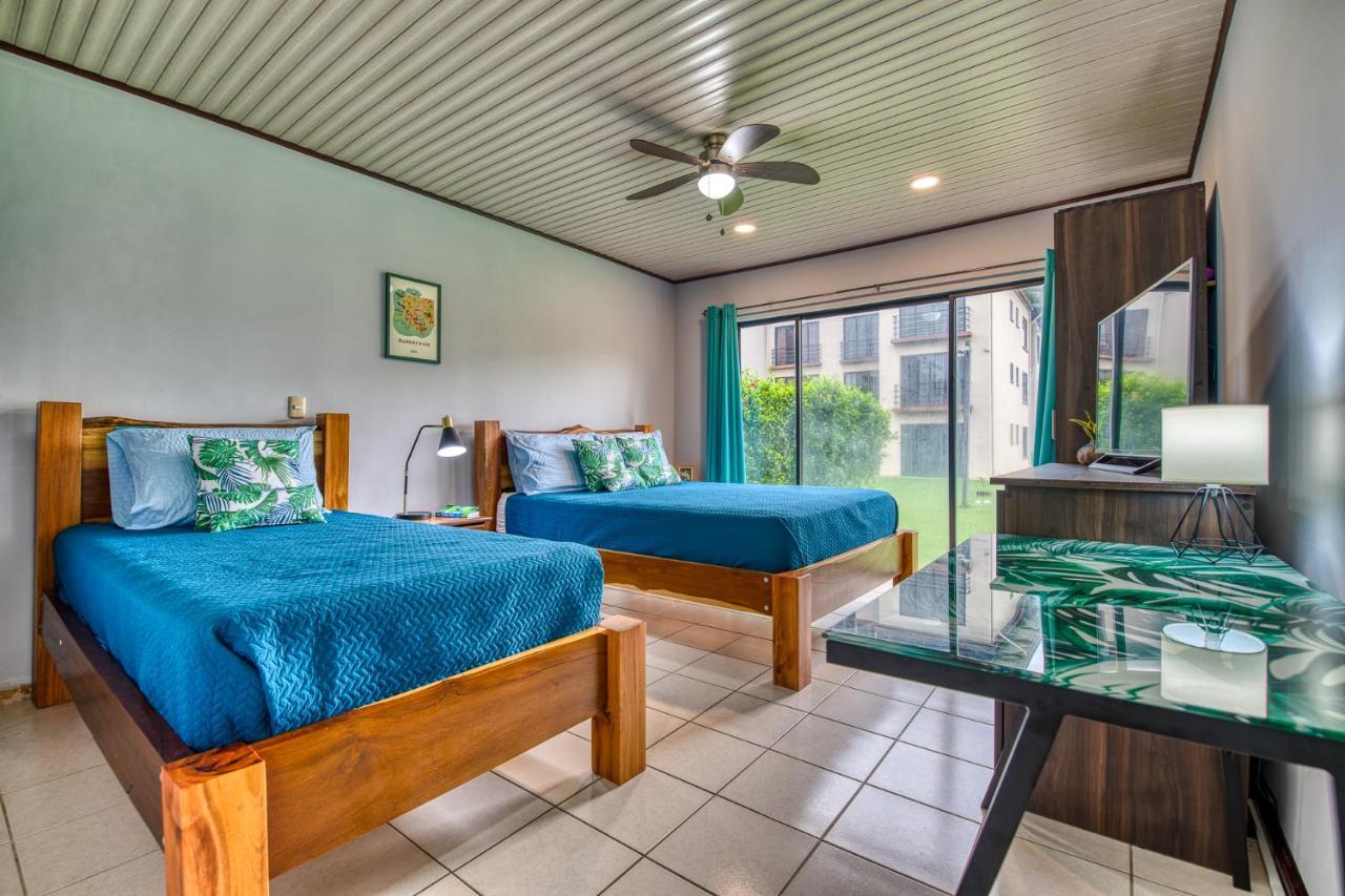 Golden Getaway Apartments Либерия Экстерьер фото